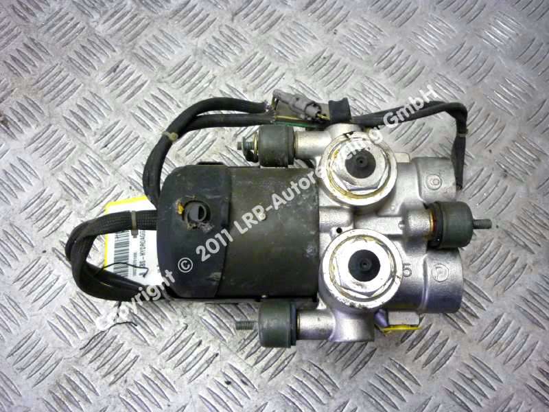 Toyota Supra MA70 original ABS Hydroaggregat 4451014040 1330001020 DENSO BJ1989